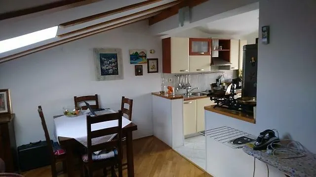 Apartman Lovely Place For *
